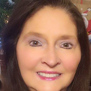 Meet your Posher, Gina